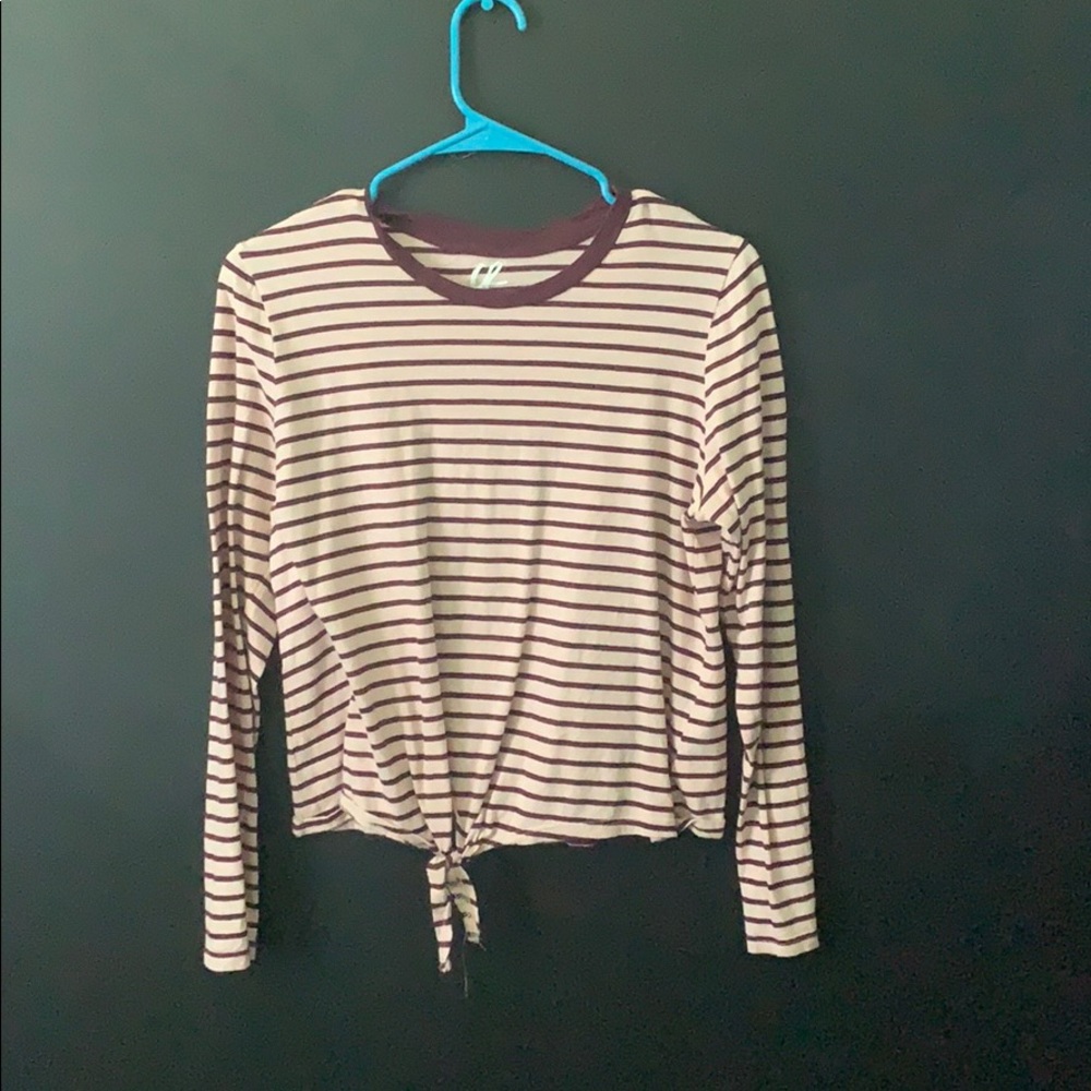 Striped top with knotted bottom